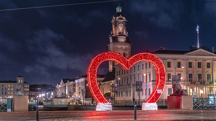 Hjärtat lyser upp Lejontrappan i Göteborg. Foto: Fredrik Lindedal/Innerstaden Göteborg