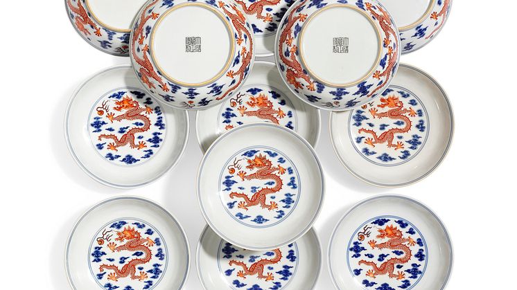 12 porcelain "Dragon" dishes
