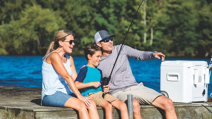 Gør din telefon til en fishfinder med  Garmins nye kastbare ekkolod, Striker Cast