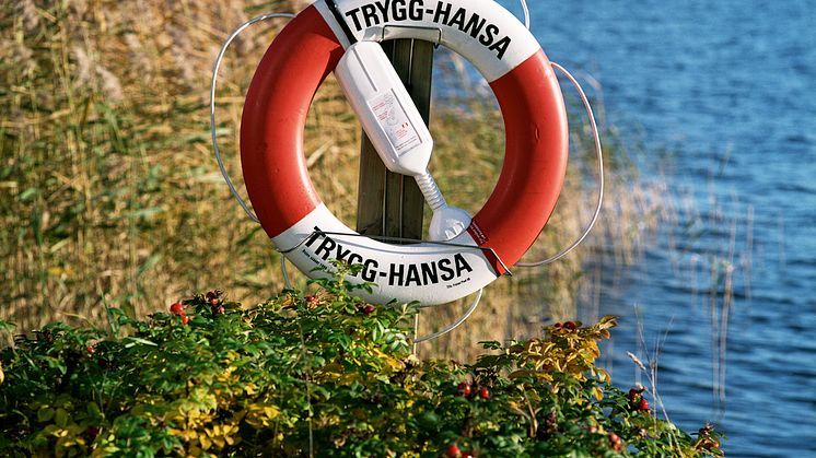 Trygg-Hansa_livboj