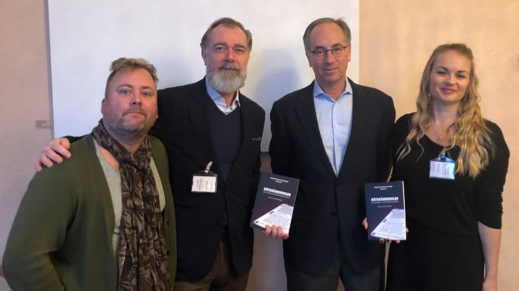 Mårten Schultz, PA Prabert, HG Axberger och Ängla Eklund vid lanseringen av rapporten ”Nätkränkningar som rättsligt och demokratiskt problem”.  