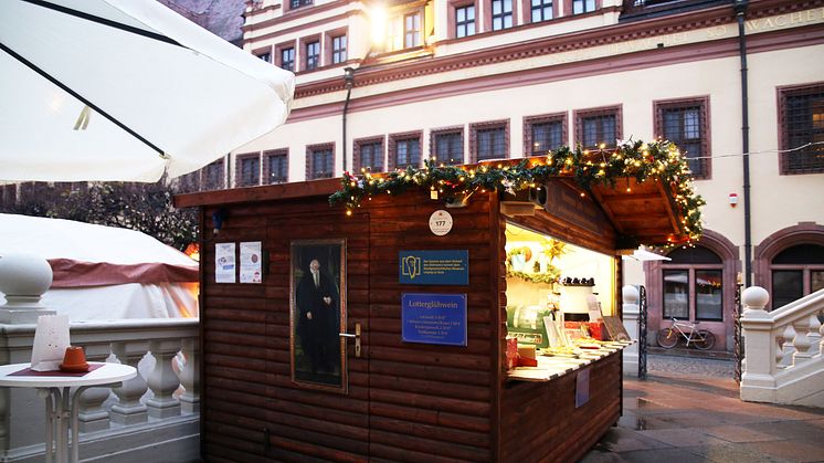 Leipziger Weihnachtsmarkt: Blick zur Lotterbude vor der Alten Börse - Foto: Theresa Wappes