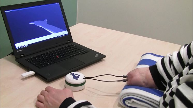 Patienten styr en virtuell arm