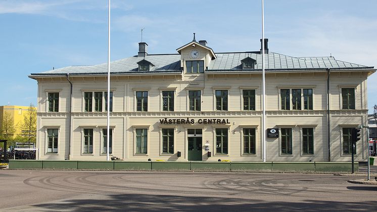 Västerås nuvarande stationshus förvaltas och ägs i dag av VCAB – ett bolag som ägs till 49 % av Västerås stad och till 51 % av Jernhusen. . Foto: Mostphotos