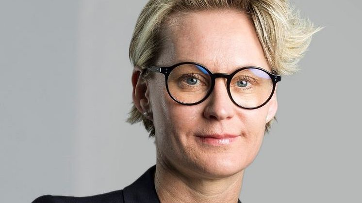 Tina Engström, Ida Infront
