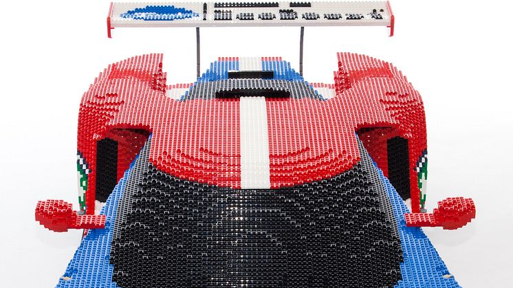 Le Mans-ban egy LEGO-kockákból épített Ford GT versenyautót is kiállítanak