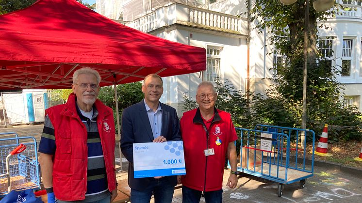 Rainer Meining, „Finanzminister“ Tafel Glinde , NC-Leiter Carsten Hack und Alfons Stanetzek, Vorsitzender Tafel Glinde.