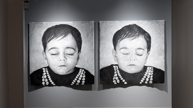 Behjat-Omer-Abdulla-What-if-Life-is-Black-and-White_Head-of-a-Child-2016-foto-Hendrik-Zeitler_print