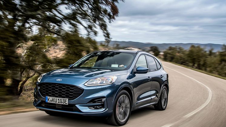 Ford Kuga Ladattava hybridi kaksi vuotta peräkkäin  Euroopan myydyin PHEV-malli   