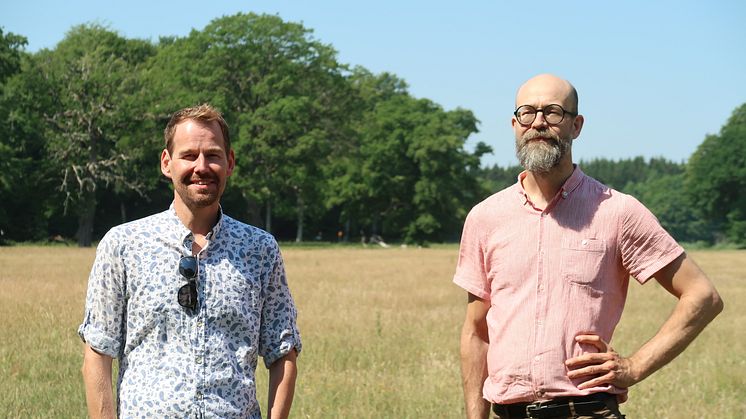 Thomas Rödin Hulth (MP), ledamot i Stiftelsen Skånska landskap, och Kami Petersen (MP), ledamot i kollektivtrafiknämnden, vill göra det lättare att ta bussen till naturen.