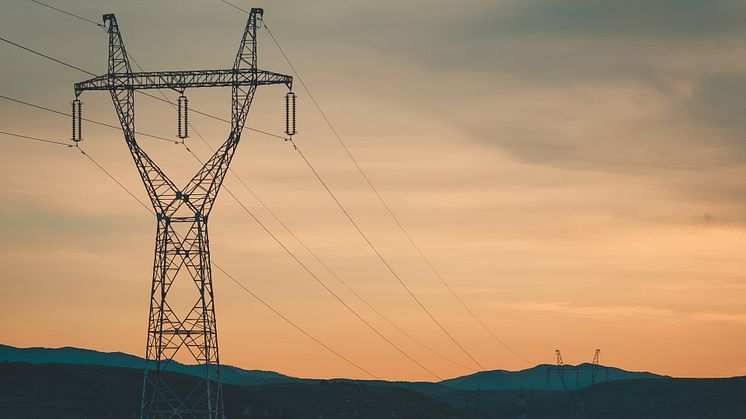 Globale energipriser faller, men europeiske priser holder seg