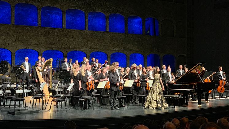Göteborgs Symfoniker, Santtu-Matias Rouvali och Alice Sara Ott får ovationer i Salzburg.