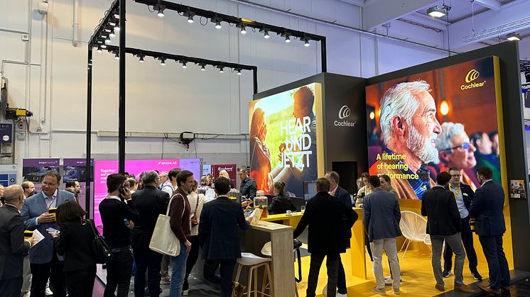 Cochlear benennt „A Lifetime of Hearing Performance“ als entscheidenden Richtwert für die Hörimplantat-Chirurgie – Auftritt von Cochlear bei der 95. Jahresversammlung der DGHNO-KHC (Foto: Cochlear Ltd.)