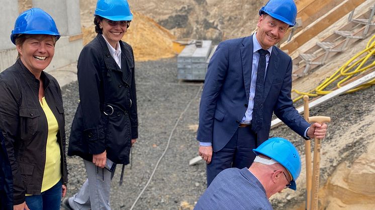 Start für das neue Wasserwerk Boxberg/O.L.: Petra Brünner, Katrin Bartsch, Ministerpräsident Michael Kretschmer und Achim Junker
