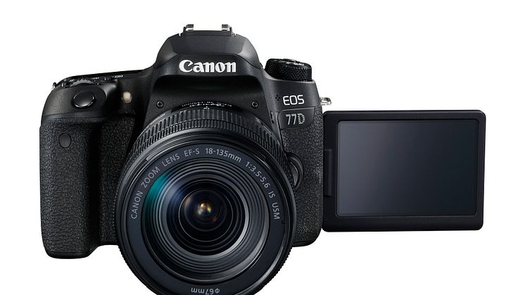 EOS 77D FRA with EF-S 18-135 IS USM LCD Out