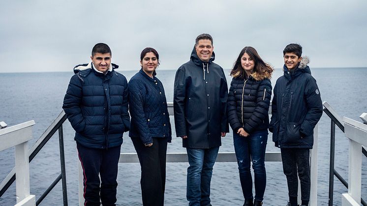 Johan Glennmo together with Young Sea Ambassadors at the the Marine Education Centre in Malmoe.