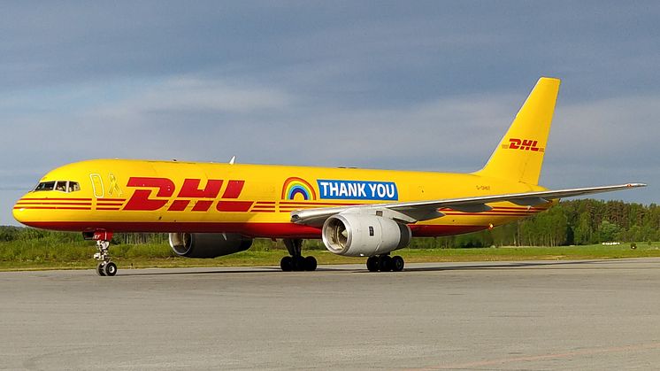 Thank You-flygplanet på DHL Express terminal i Örebro