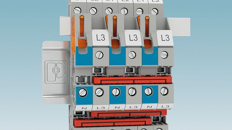 Multi-level terminal blocks for building installation save space
