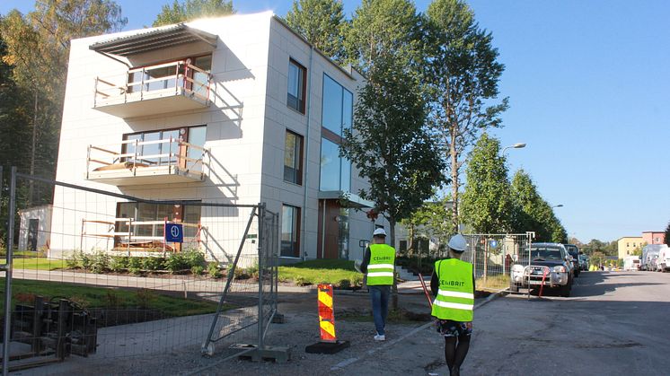 Cembrit går mot rekordomsättning tack vare stark efterfrågan på fasadskivor