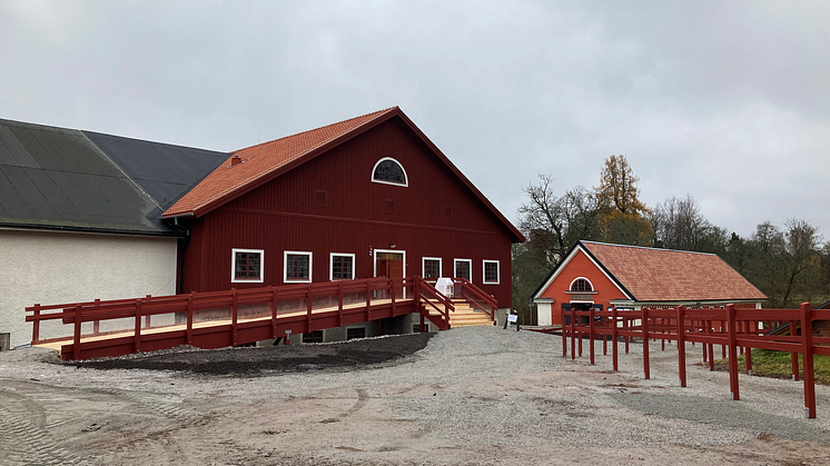 Nytt stall i Karlslund - Foto Örebro kommun