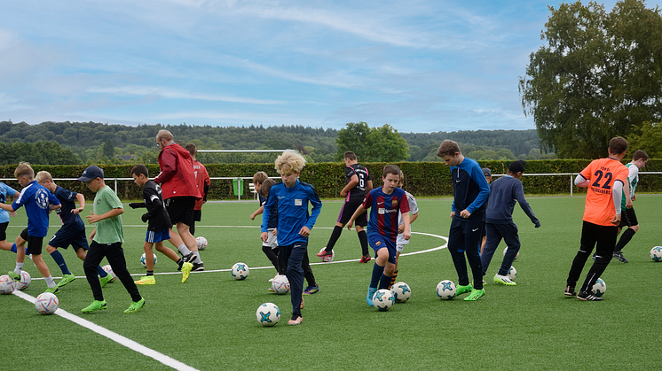 Fußball: ein großes Thema auch für herzkranke Kinder. DFB-Stiftung Egidius Braun und Kinderherzstiftung bieten eine Fußball-Freizeit mit maßgeschneidertem Programm für herzkranke Kinder und Jugendliche. (Copyright: DFB-Stiftung Egidius Braun).