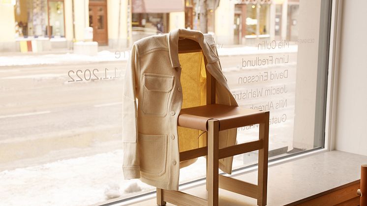 The Findor 100% Wool Field Jacket and Chair V.DE.01
