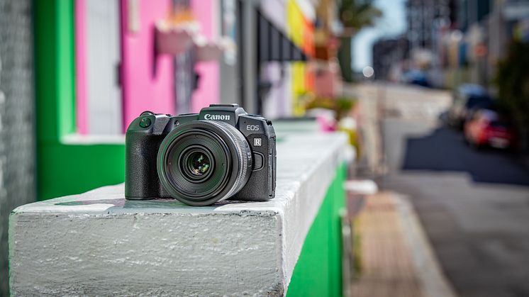Træd ind det kreative EOS R univers - Canon lancerer det kompakte full frame kamera EOS RP