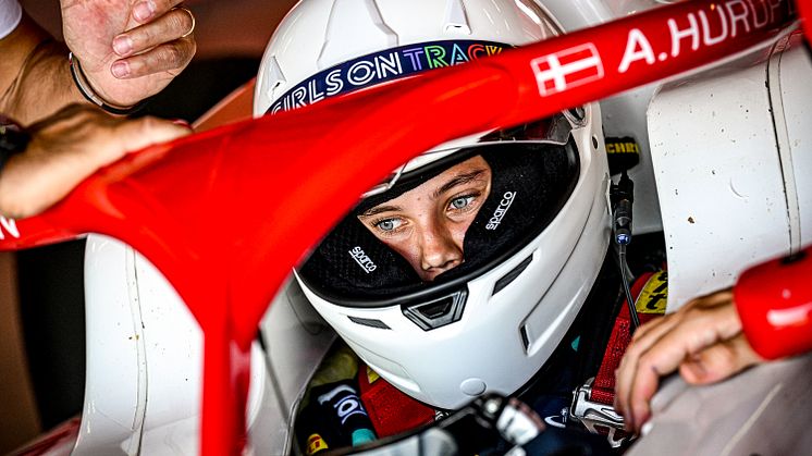 Alba Hurup Larsen videre til finalerunde i Ferraris talentprogram