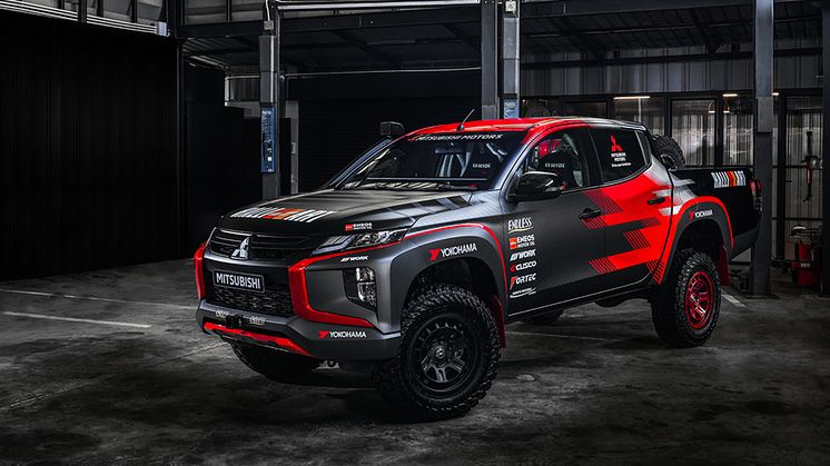 Mitsubishi Triton rallybil