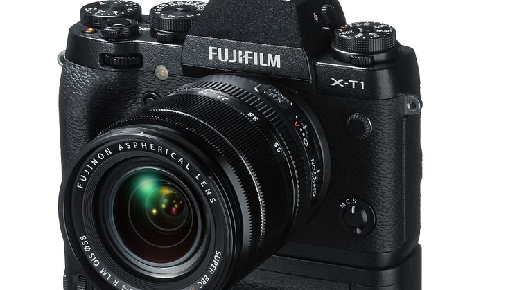 FUJIFILM X-T1 with vertical grip