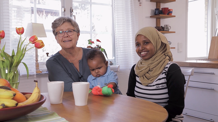 Familjen Göransson hyr ut en del av sin bostad till en familj från Somalia. 