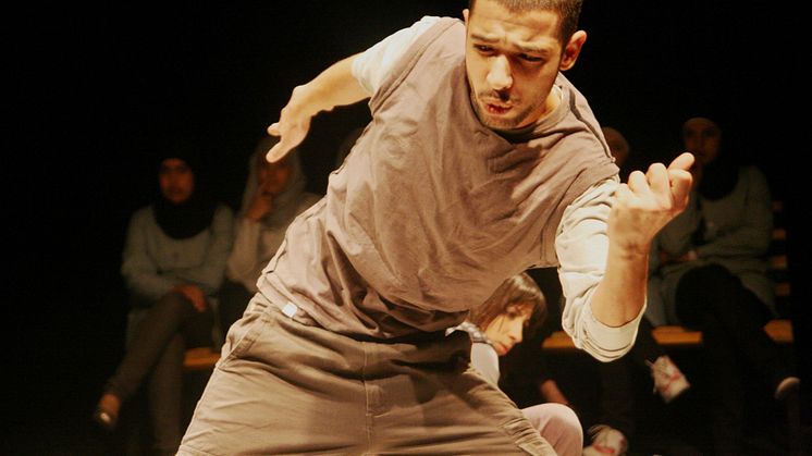 Confinement - Al Harah-teatern från Palestina gästspelar i Västerås