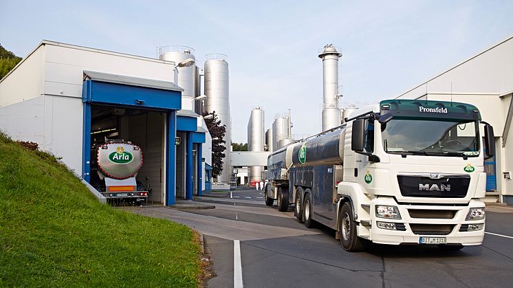Die Landwirte der europäischen Molkereigenossenschaft Arla Foods produzieren weniger Milch.