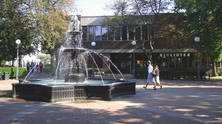 Helsingborgs stadsbibliotek i Stadsparken. Foto Jsdo1980, CC BY-SA 3.0