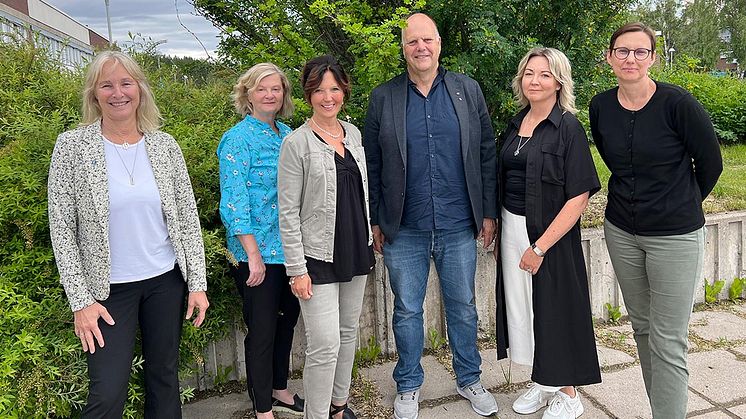 Gunilla Isaksson, Karin Zingmark, Magdalena Jonsson, Sven-Gösta Pettersson, Eva Börjesson Öman och Helena Stenberg. Foto: Helene Markström