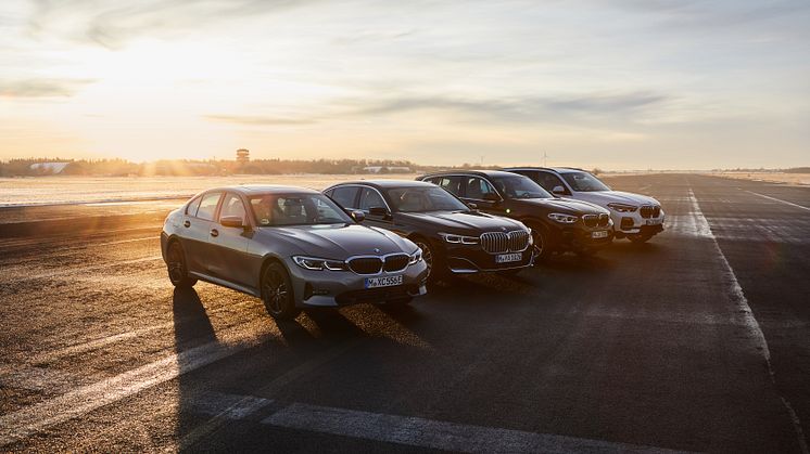 BMW X3 Plug-in Hybrid esitellään Geneven autonäyttelyssä