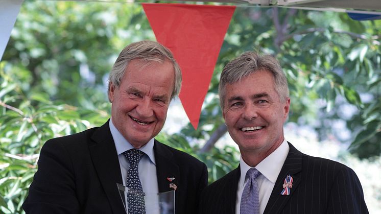 Koncernchef Bjørn Kjos og den amerikanske ambassør i Norge, Kenneth J. Braithwaite