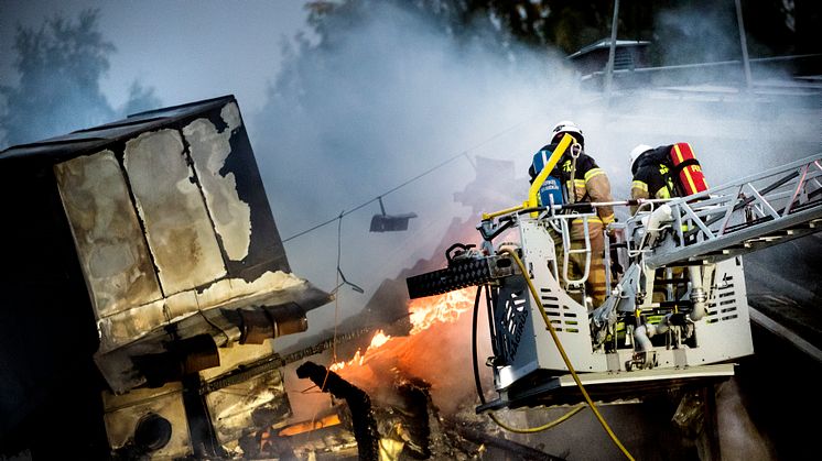 MSB startar en utredning av branden som uppstod i Polarbröds fabrik i Älvsbyn den 24 augusti. Obs, bilden som ses har inget att göra med insatsen vid branden i Polarbröds fabrik.