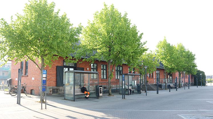 Bygningen, hvor Café Pakhuset ligger i. 