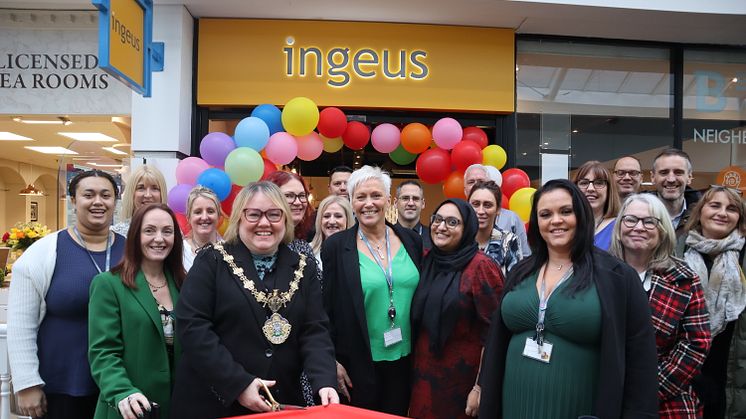 Mayor opens new community hub in the heart of Bury