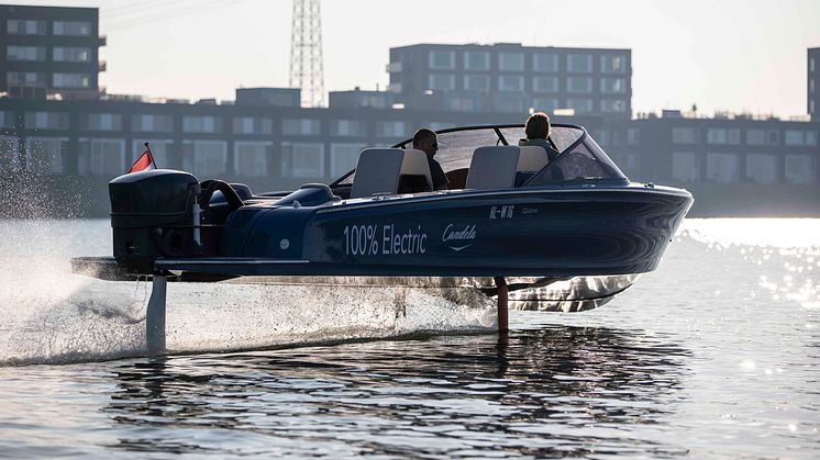 ​Test drive the world's first flying electric boat in San Francisco