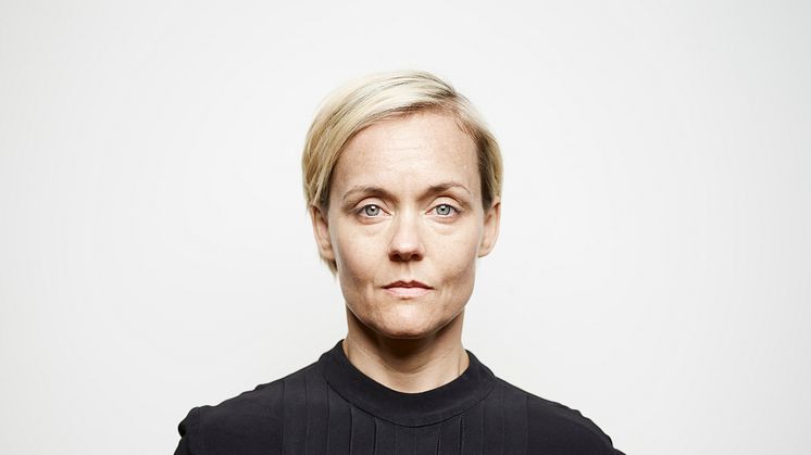 Mari Götesdotter spelar titelrollen i föreställningen Ortrud Mann. Urpremiär i Kuben på Malmö Live den 9 oktober. Foto Johan Sundell