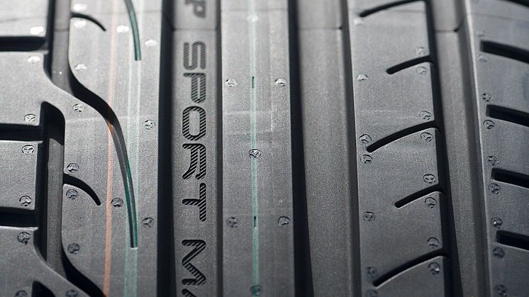 Dunlop Sport Maxx RT_detail