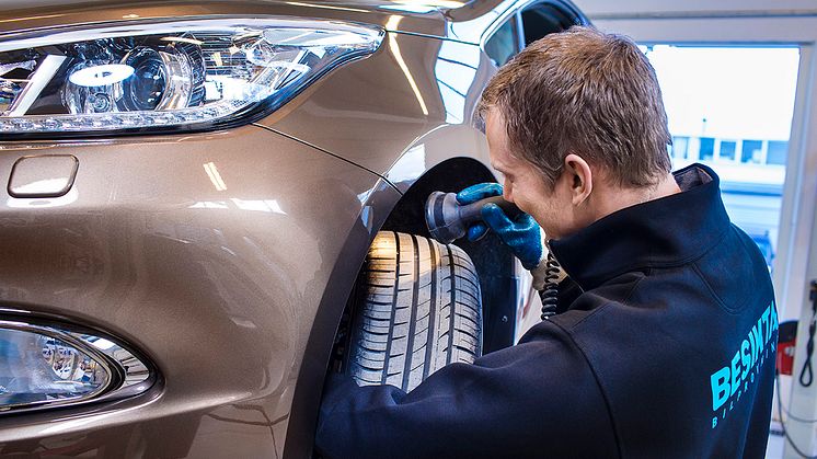 Vintersäkra bilen - Här är sakerna som du bör tänka på, så att du kör tryggt och säkert i vinter 