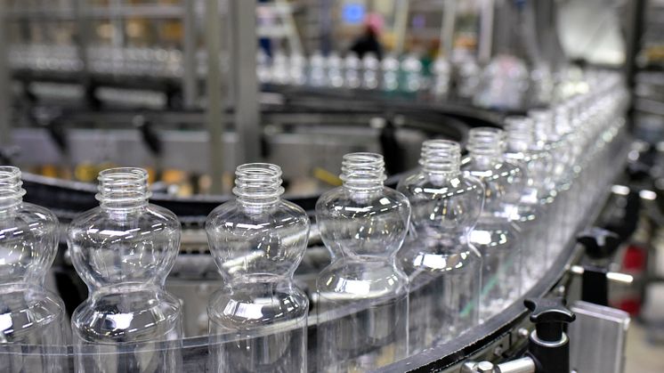 bottle assembly line