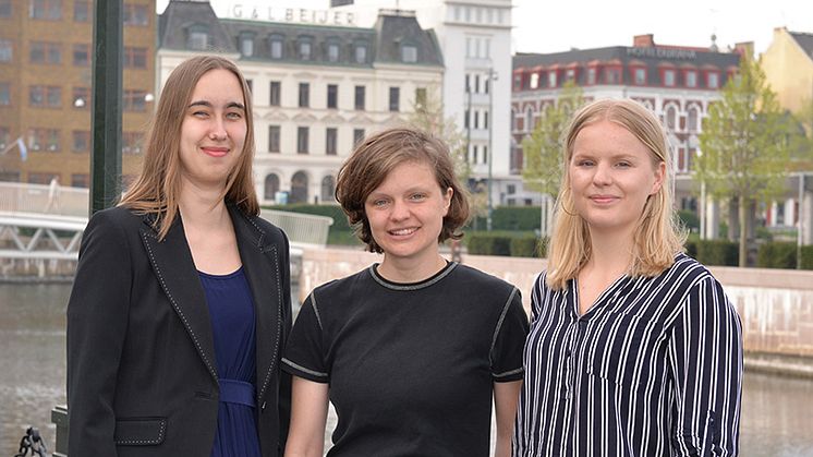 Sysavstipendiaterna Lina Grip, Lisa Pedersen och Amanda Möller.