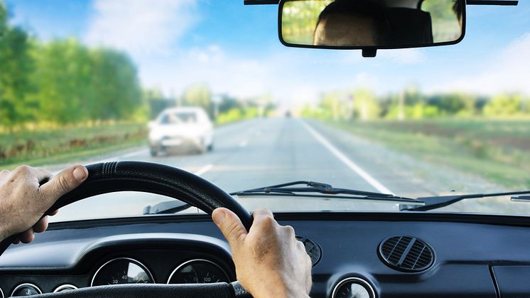 Svenskarna dåliga på trafikregler – bara sex av tio vet att man ska använda blinkers