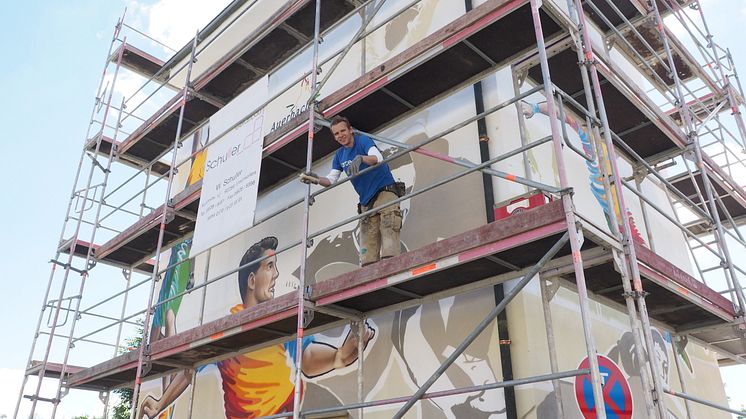 Kunst am Trafo: Sportliches Motiv in Auerbach