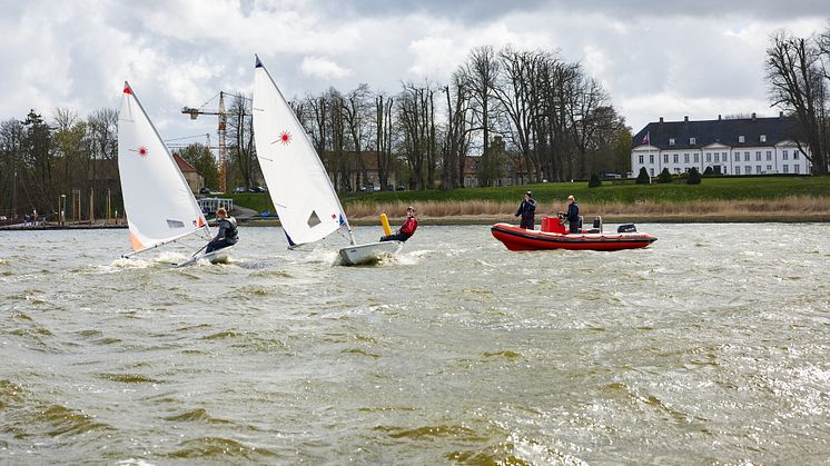 Die Schlei ist das Segelrevier der Louisenlunder. Der Hafen liegt direkt vor der Haustür.