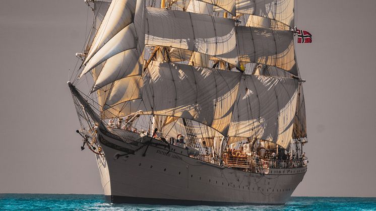 Tall ship Statsraad Lehmkuhl, of which Kongsberg Maritime in a long-term sponsor, will sail around the world as part of the One Ocean project to promote and research global sustainability